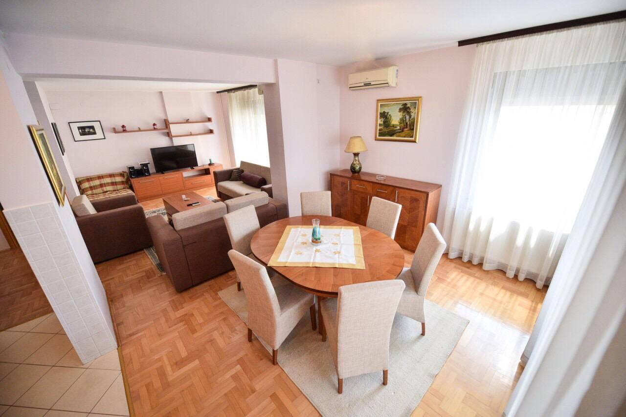 Apartman Natalija Banja Luka Exteriör bild
