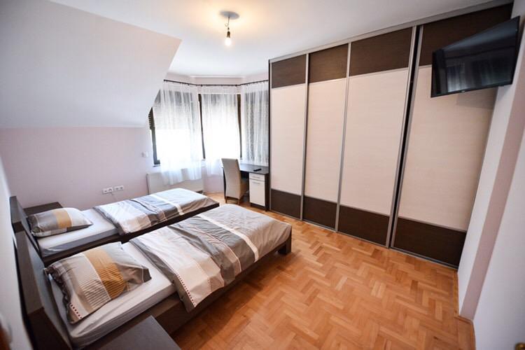 Apartman Natalija Banja Luka Exteriör bild