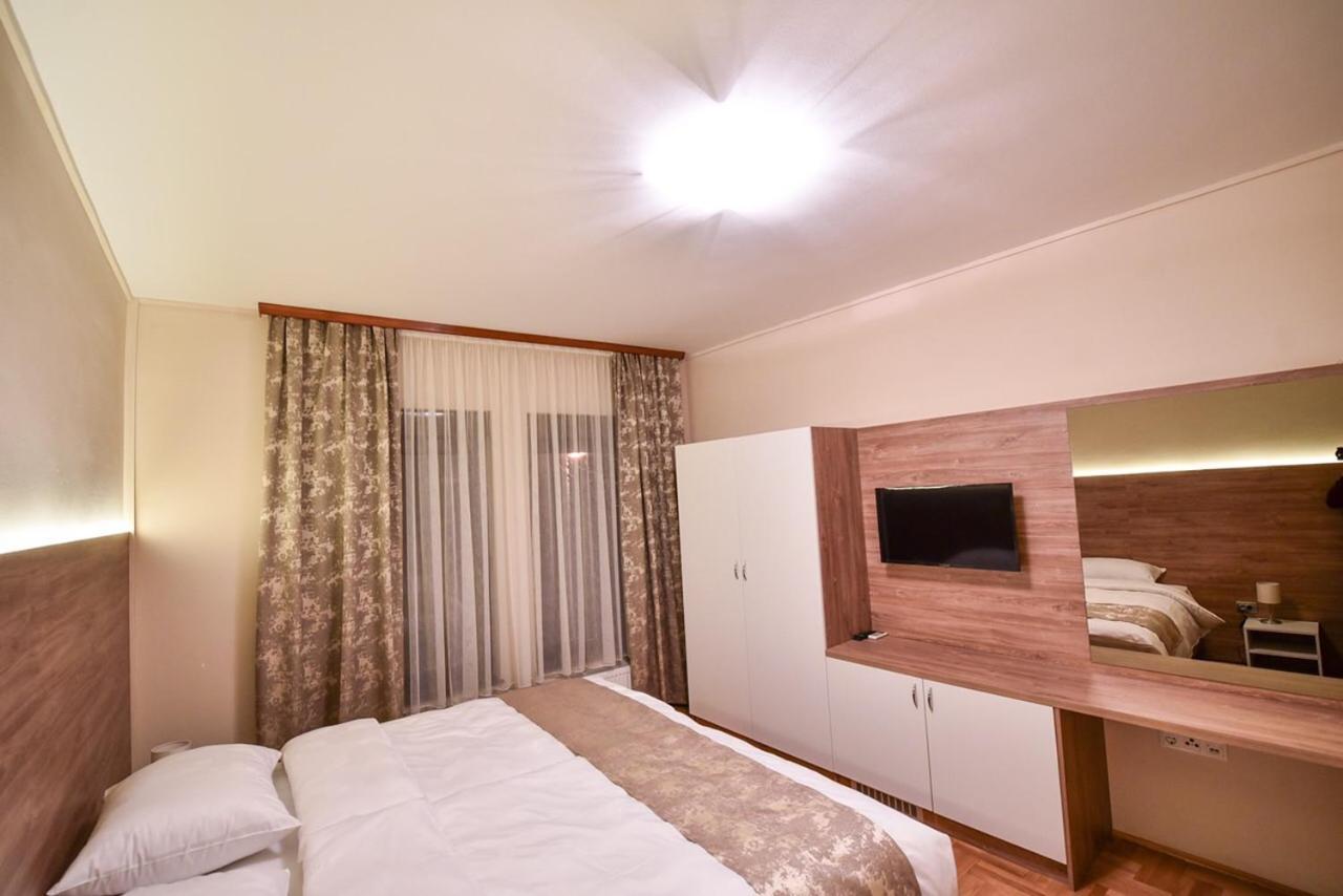 Apartman Natalija Banja Luka Exteriör bild