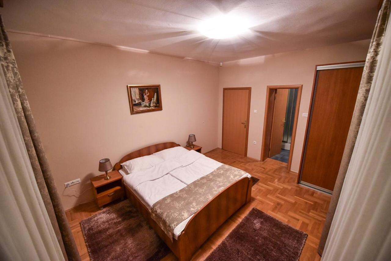 Apartman Natalija Banja Luka Exteriör bild